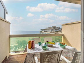 Apartment Les Jardins de la Plage-11 by Interhome